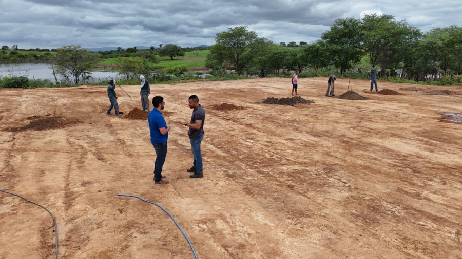 Prefeitura de Filadélfia inicia construção de quadra poliesportiva coberta na Rua 21